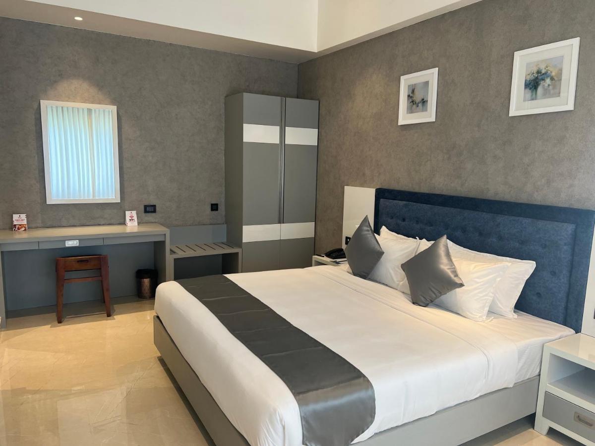 بلكاد The Gold Hotel المظهر الخارجي الصورة