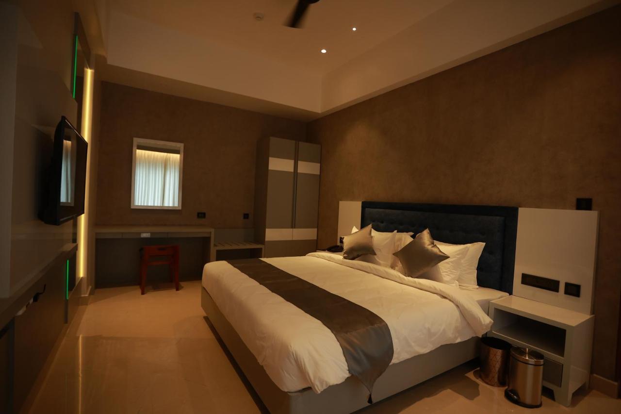 بلكاد The Gold Hotel المظهر الخارجي الصورة